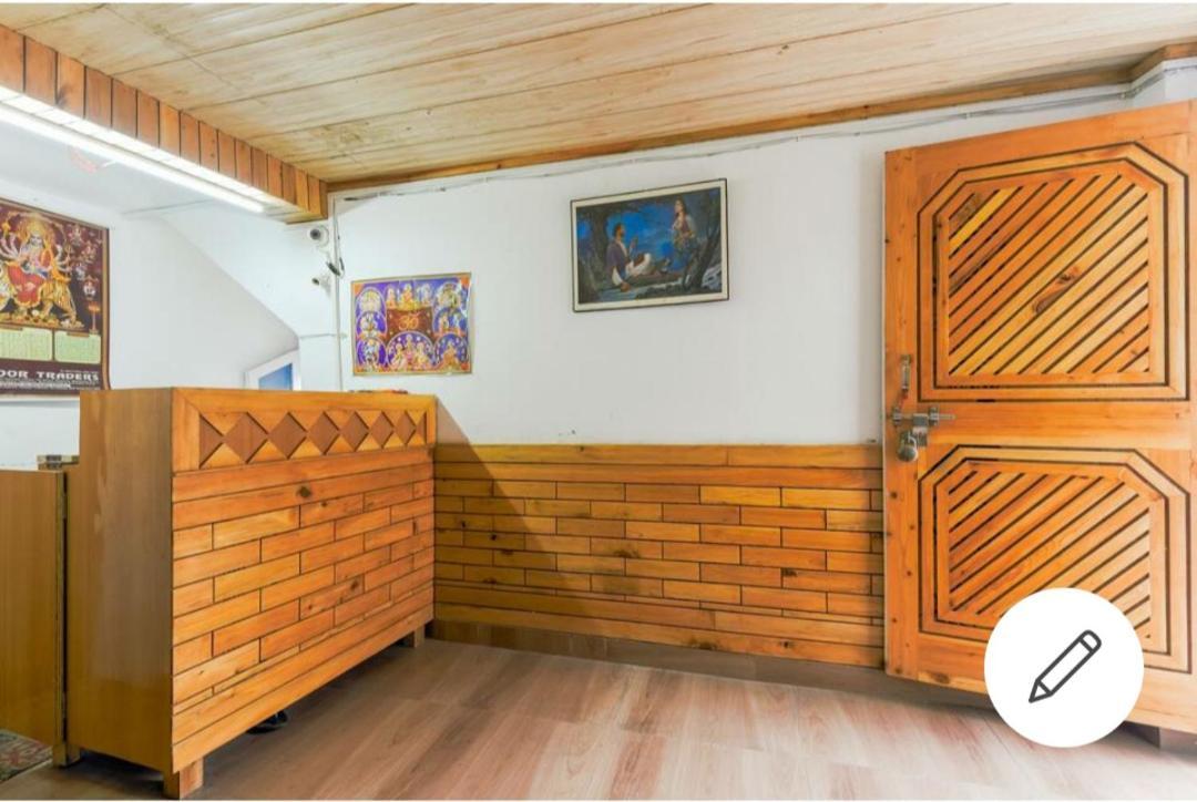 Tirthan Crest Homestay Banjar Ngoại thất bức ảnh