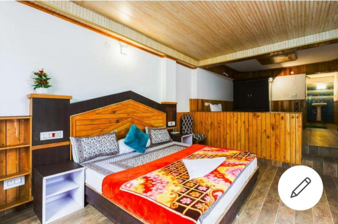 Tirthan Crest Homestay Banjar Ngoại thất bức ảnh